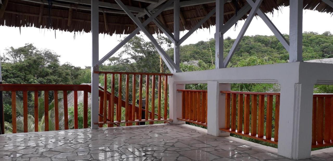 Mangga Lodge Bira Exteriér fotografie